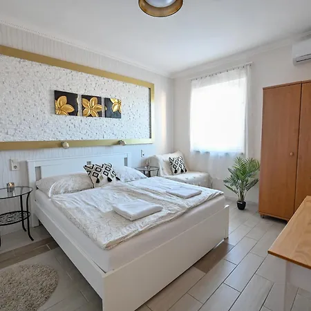Bellavista 1 Apartman Eger Esterno foto