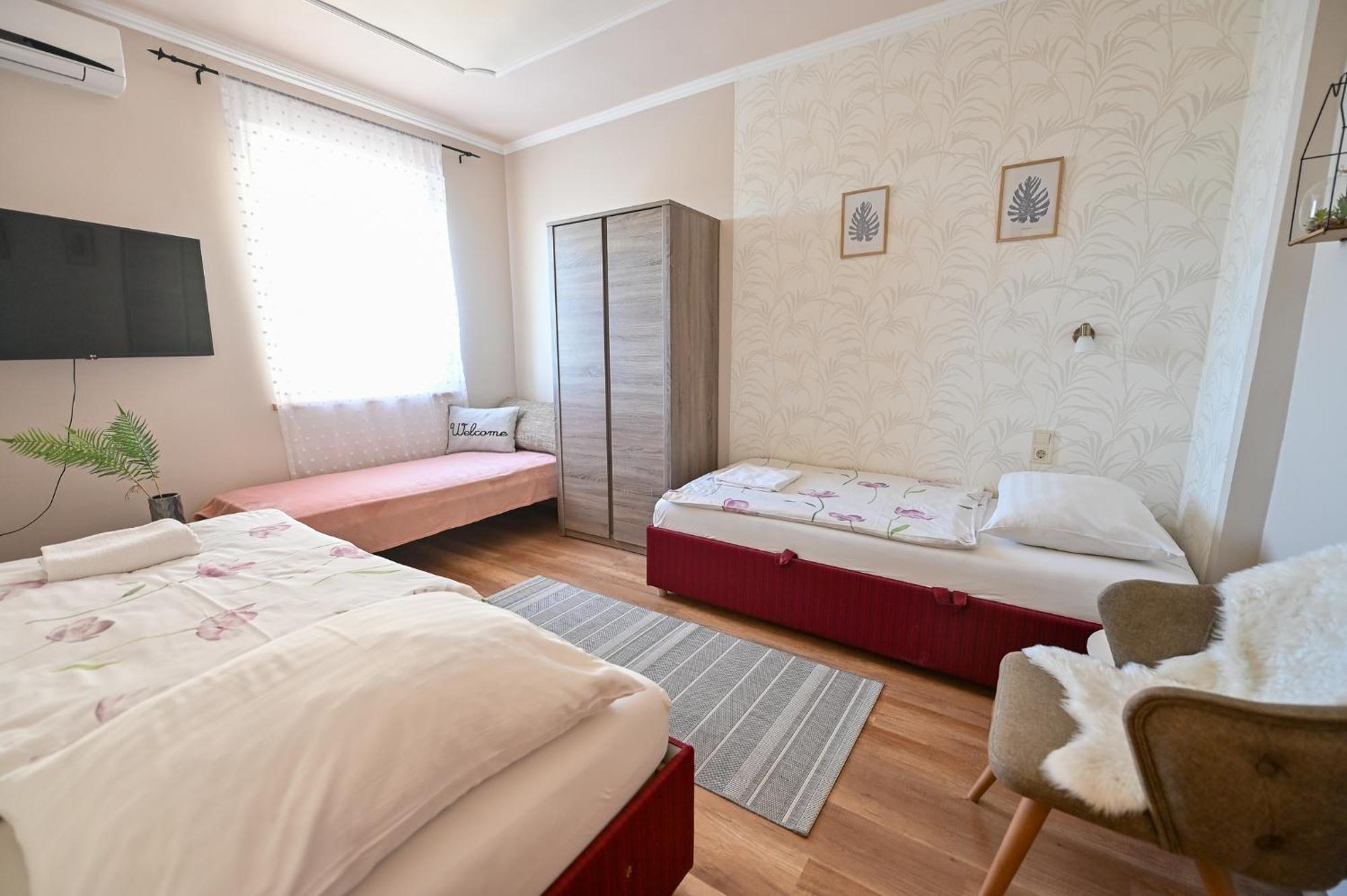 Bellavista 1 Apartman * Eger